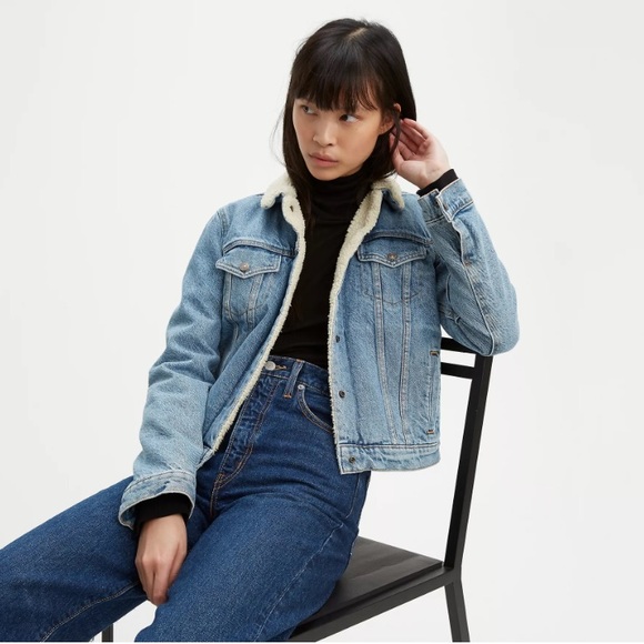 Levi’s Original Sherpa Trucker Jacket Size Medium - Picture 7 of 9